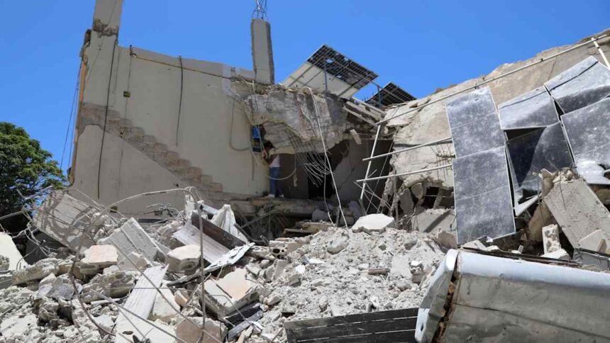 Israel and Hizbollah agree ceasefire, says US official